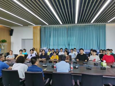 “藝”氣風發(fā) 筑夢啟航——藝術(shù)學院成功舉辦新生入學教育系列活動